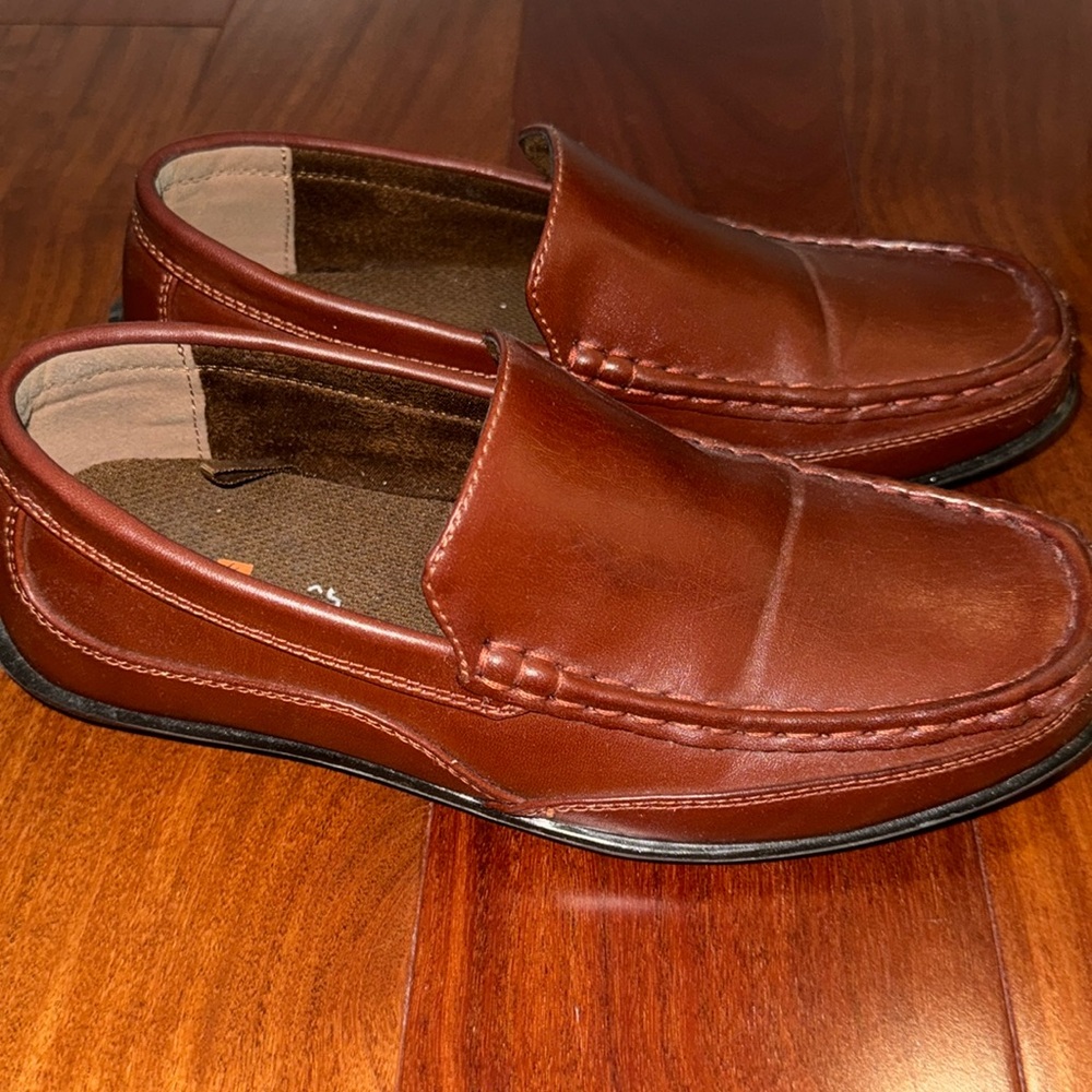 MENS/BOYS LOAFERS